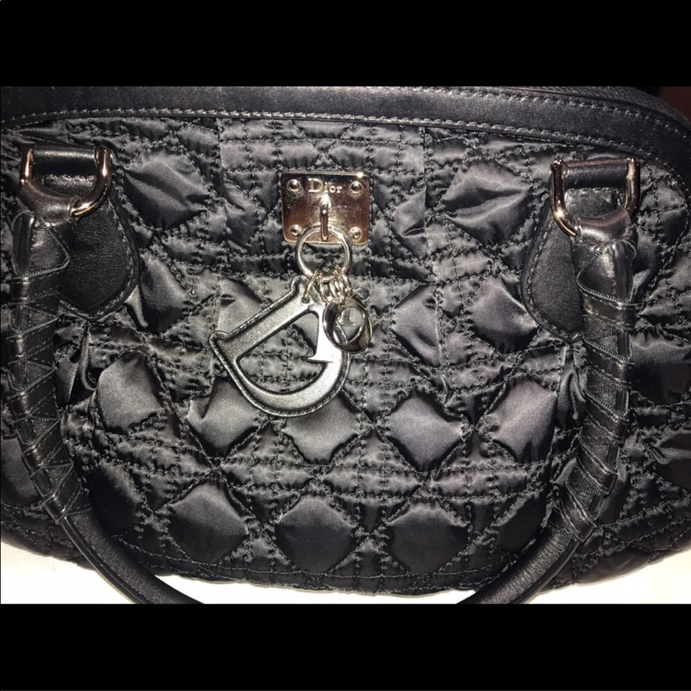 I’m selling because I wanna buy another one